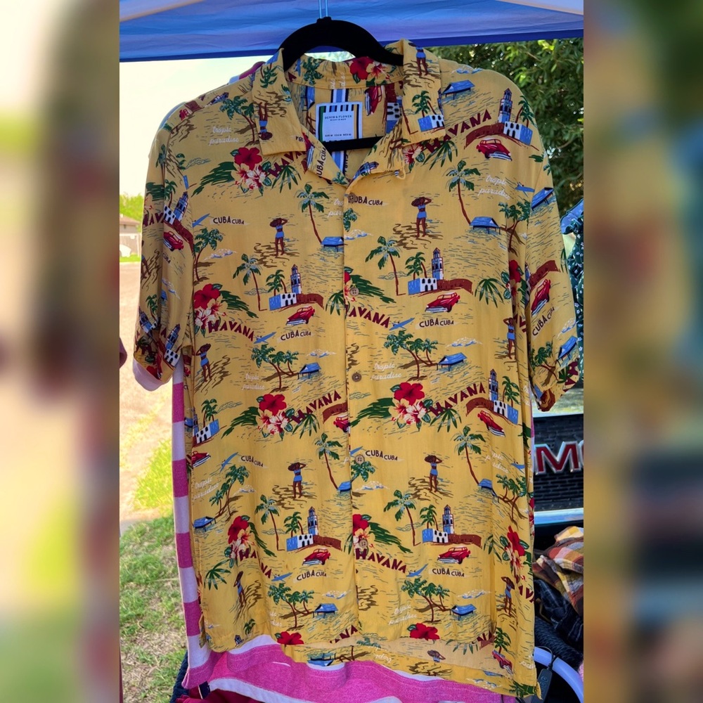 MEN HAWAIIAN TEE 🌺